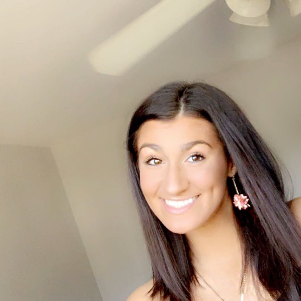 Meet your Posher, Emma